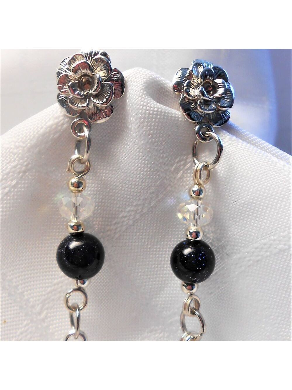 No 442 Handmade earrings with flowers, polished stones and glass cristals